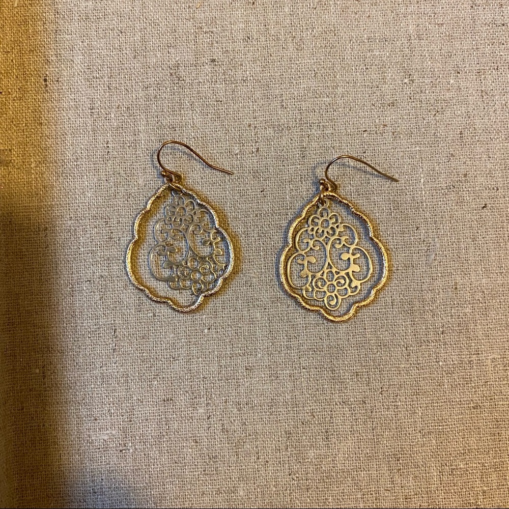 Gold Dangling Earrings with Delicate Detailing